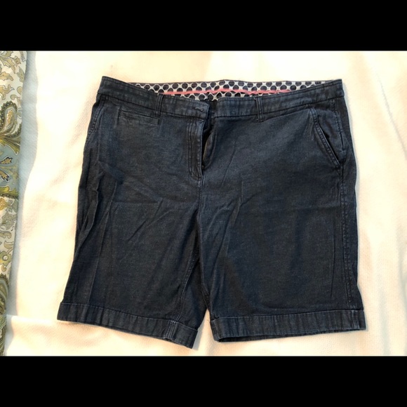 Women’s Boden Shorts Barely Worn size 16 - Picture 2 of 2